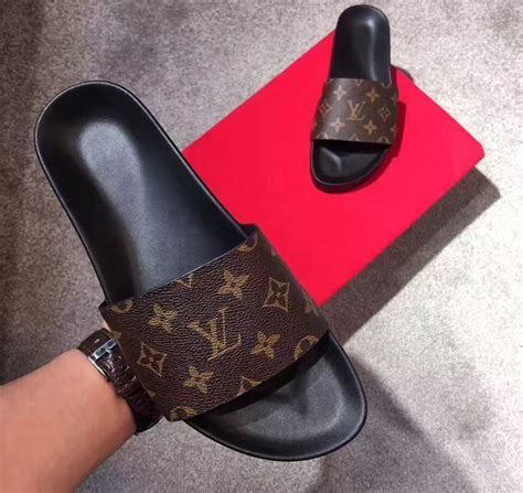 louis vuitton slippers bijenkorf|Louis Vuitton Bijenkorf.